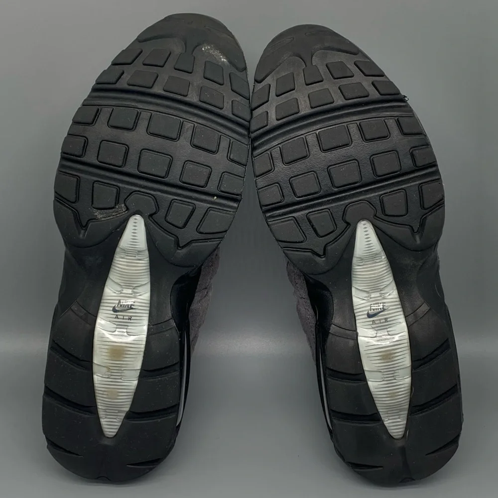 Nike Air Max‎ 95 Anthracite Black Shoes Men’s Sz 8.5 / Women’s Sz 10